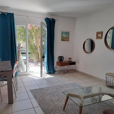 Villa Belle Marina Avec Ponton Et Piscine Collective Aigues-Mortes Esterno foto