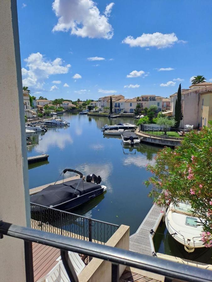 Belle Marina Avec Ponton Et Piscine Collective Holiday home Aigues-Mortes